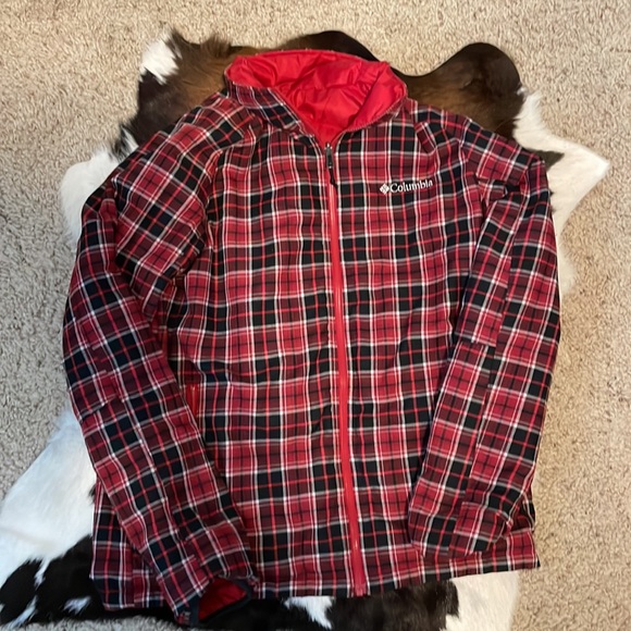 Reversible Columbia Flannel and Red Puffer - Picture 4 of 4